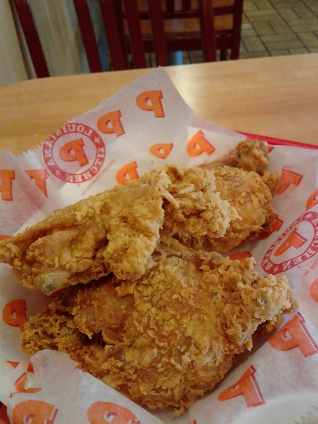 Popeyes Louisiana Kitchen | restaurant | 111 W William Cannon Dr, Austin, TX 78745, USA | 5124437101 OR +1 512-443-7101