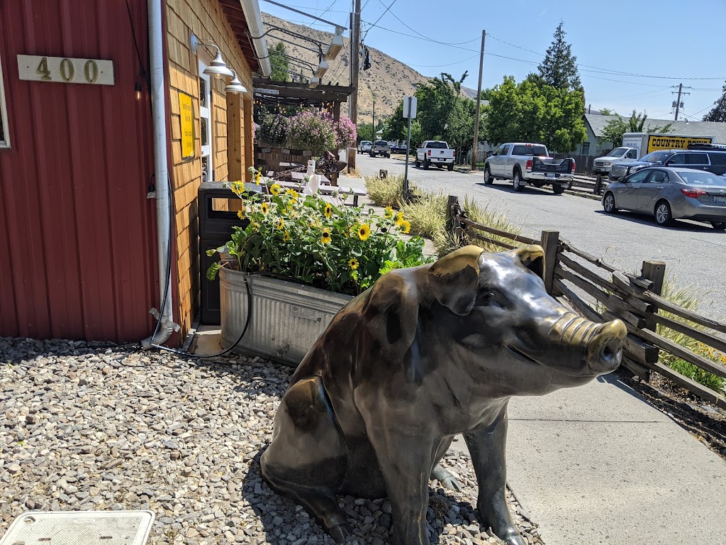 Country Boys BBQ | restaurant | 400 Aplets Way, Cashmere, WA 98815, USA | 5097827427 OR +1 509-782-7427