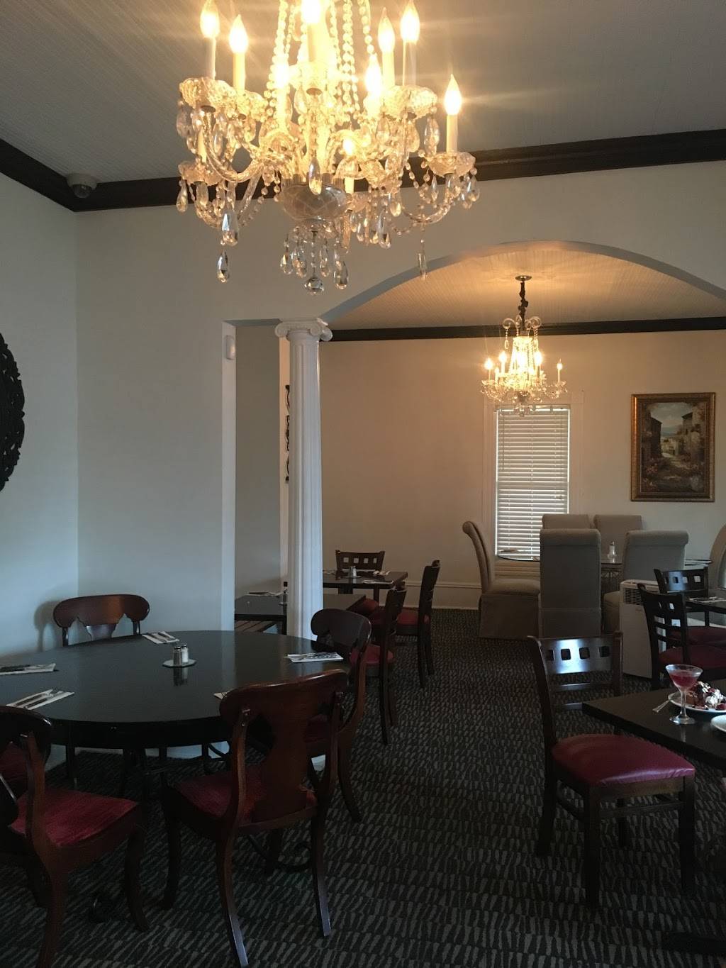 Dupree House | restaurant | 709 S 3rd St, Smithfield, NC 27577, USA | 9199899909 OR +1 919-989-9909