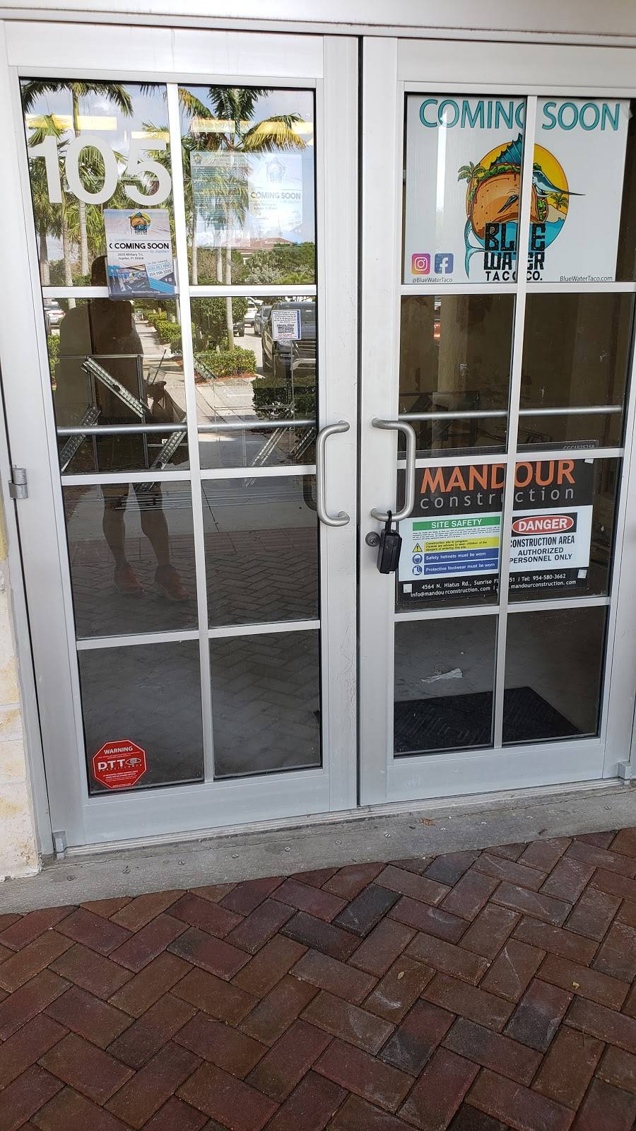 Blue Water Taco | restaurant | 2525 Military Trail,#105, FL, Jupiter, FL 33458, USA | 3522561625 OR +1 352-256-1625