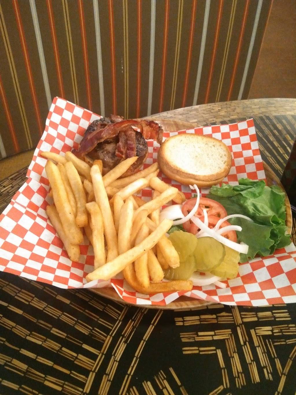 Uncle Bucks Fish Bowl and Grill | restaurant | 200 Bass Pro Dr, Round Rock, TX 78665, USA | 5128762600 OR +1 512-876-2600