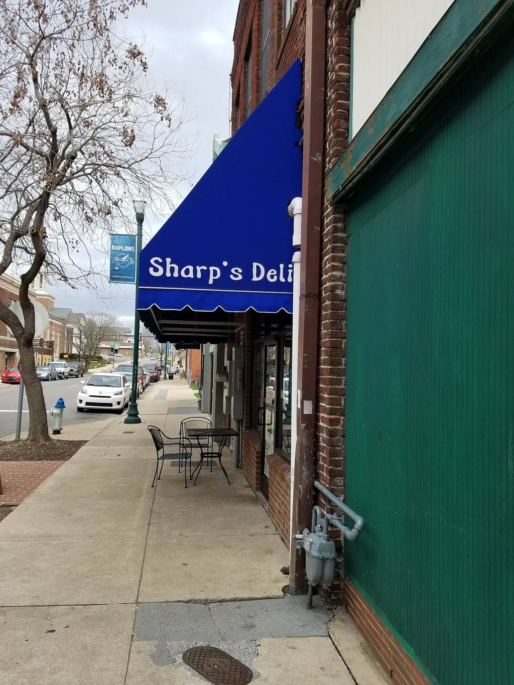 Sharps Deli | restaurant | 126 E Market St, Johnson City, TN 37604, USA | 4239283826 OR +1 423-928-3826