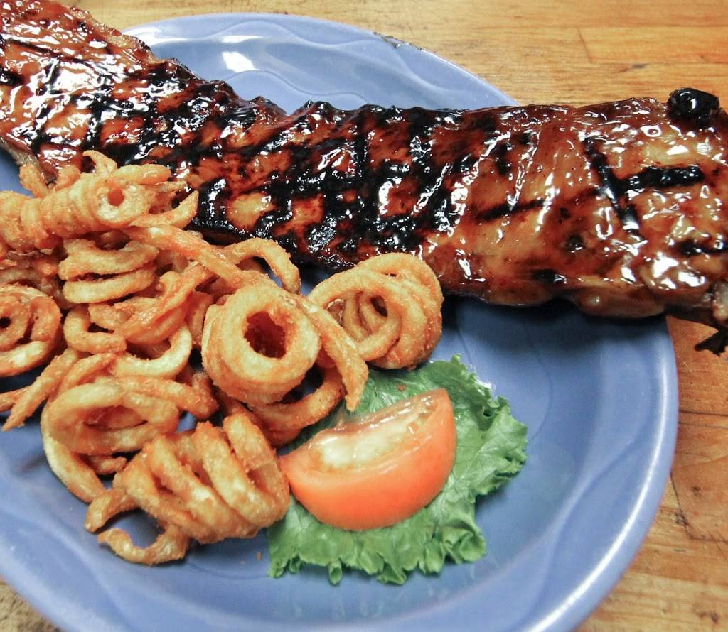 Peegeos | restaurant | 525 High Lake Rd, Traverse City, MI 49696, USA | 2319410313 OR +1 231-941-0313