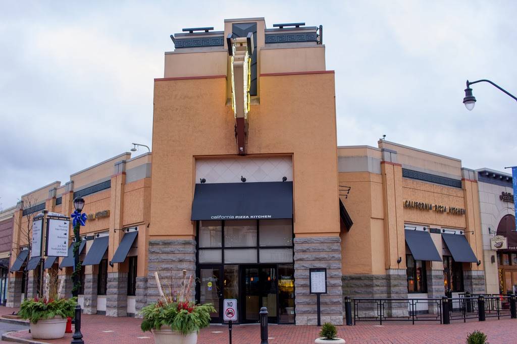 California Pizza Kitchen at Legacy Village | restaurant | Legacy Village, 25365 Cedar Rd, Lyndhurst, OH 44124, USA | 2163824907 OR +1 216-382-4907