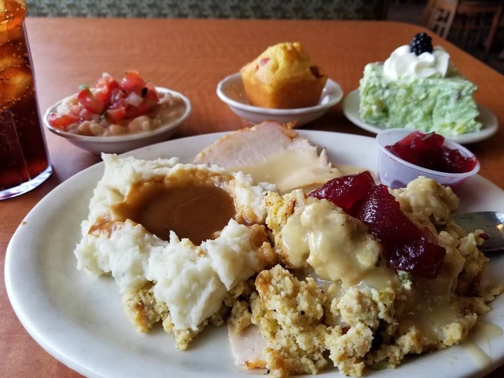 Lubys | restaurant | 5901 S Hulen St, Fort Worth, TX 76132, USA | 8172635858 OR +1 817-263-5858