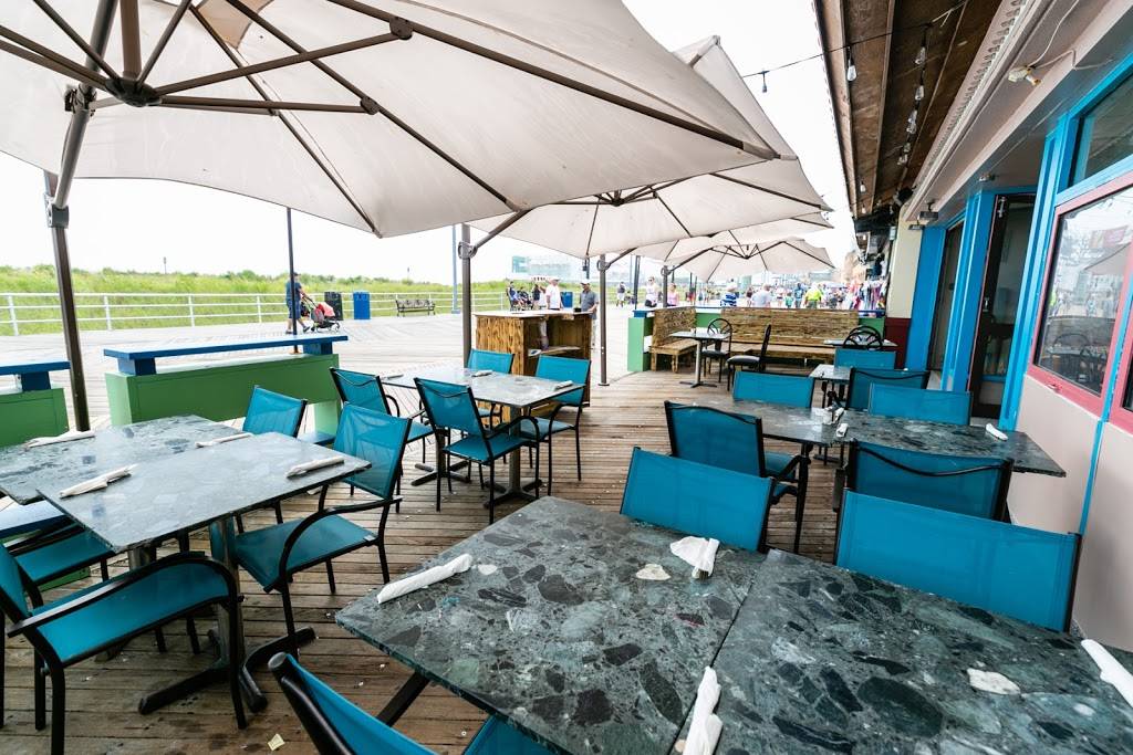 The Beach House Bar & Kitchen | restaurant | 1723 Boardwalk, Atlantic City, NJ 08401, USA | 6093005915 OR +1 609-300-5915