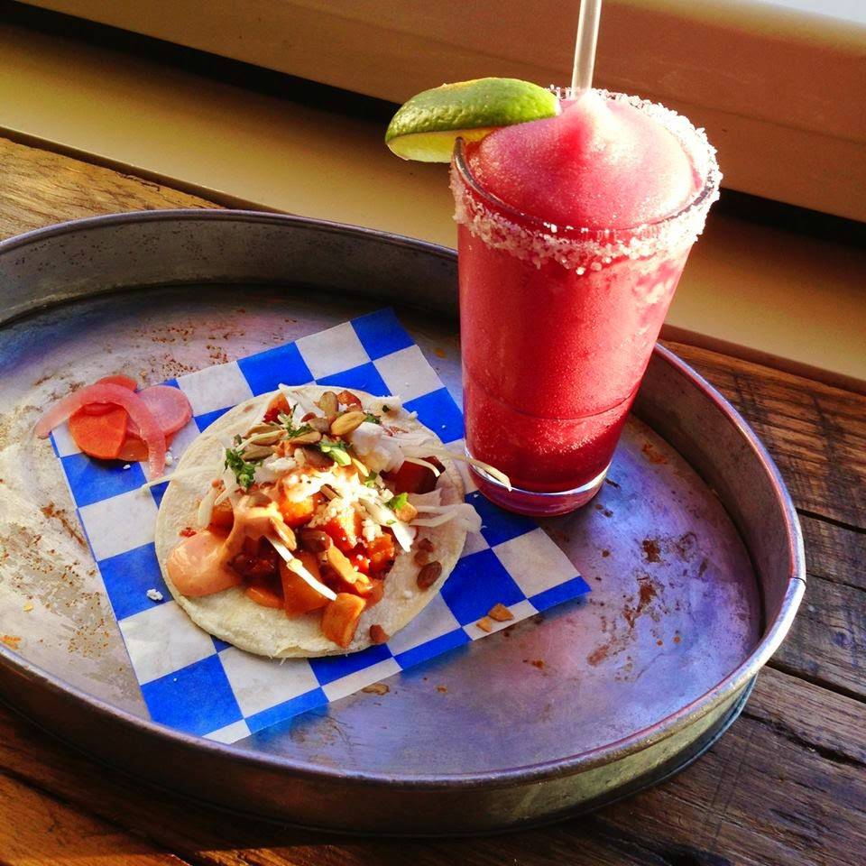 Taqueria Nacional | restaurant | 1409 T St NW, Washington, DC 20009, USA | 2022991122 OR +1 202-299-1122