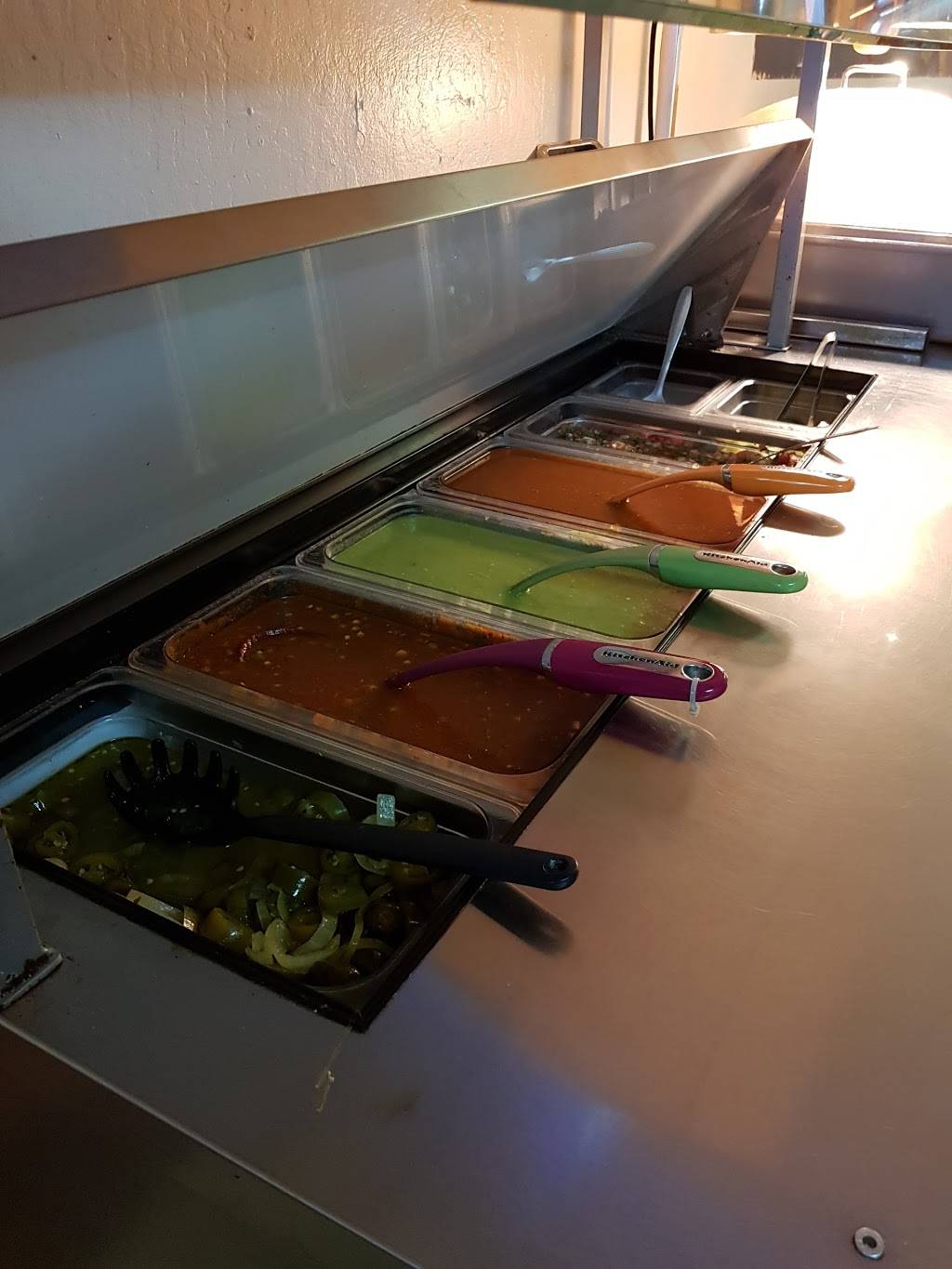 Hecho En Mexico Taqueria | restaurant | 672 Parker Rd, Fairfield, CA 94533, USA | 7074373514 OR +1 707-437-3514