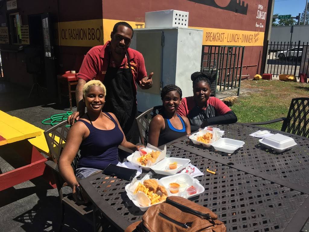 Brother And Sister Bar-B-Que Pit | restaurant | 4530 NW 27th Ave, Miami, FL 33142, USA | 7868008888 OR +1 786-800-8888