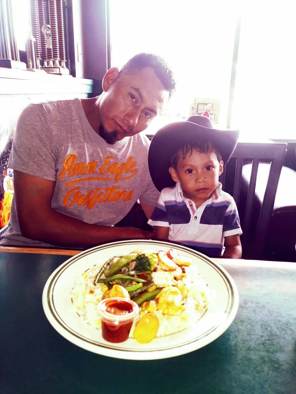 Cafe Hotwings | restaurant | 895 Indian Trail Lilburn Rd NW, Lilburn, GA 30047, USA | 7709251313 OR +1 770-925-1313