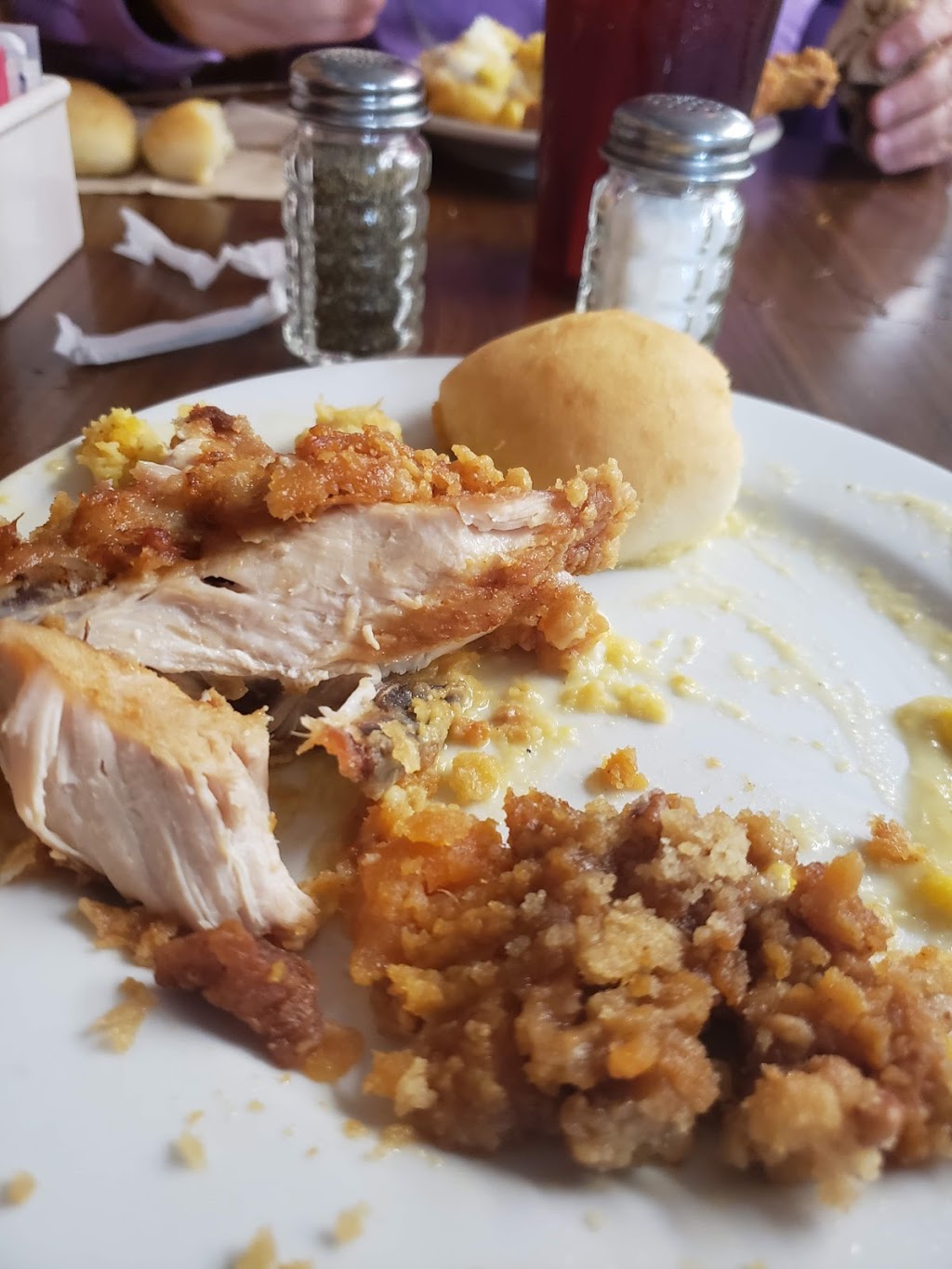 Aunt Jennys Country Buffet | restaurant | 470 Cowart St, Lucedale, MS 39452, USA | 6019479476 OR +1 601-947-9476