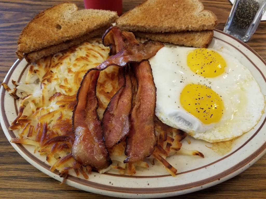 Lake Tomahawk Village Cafe & Pub | cafe | 7249 Bradley St, Lake Tomahawk, WI 54539, USA | 7152772050 OR +1 715-277-2050