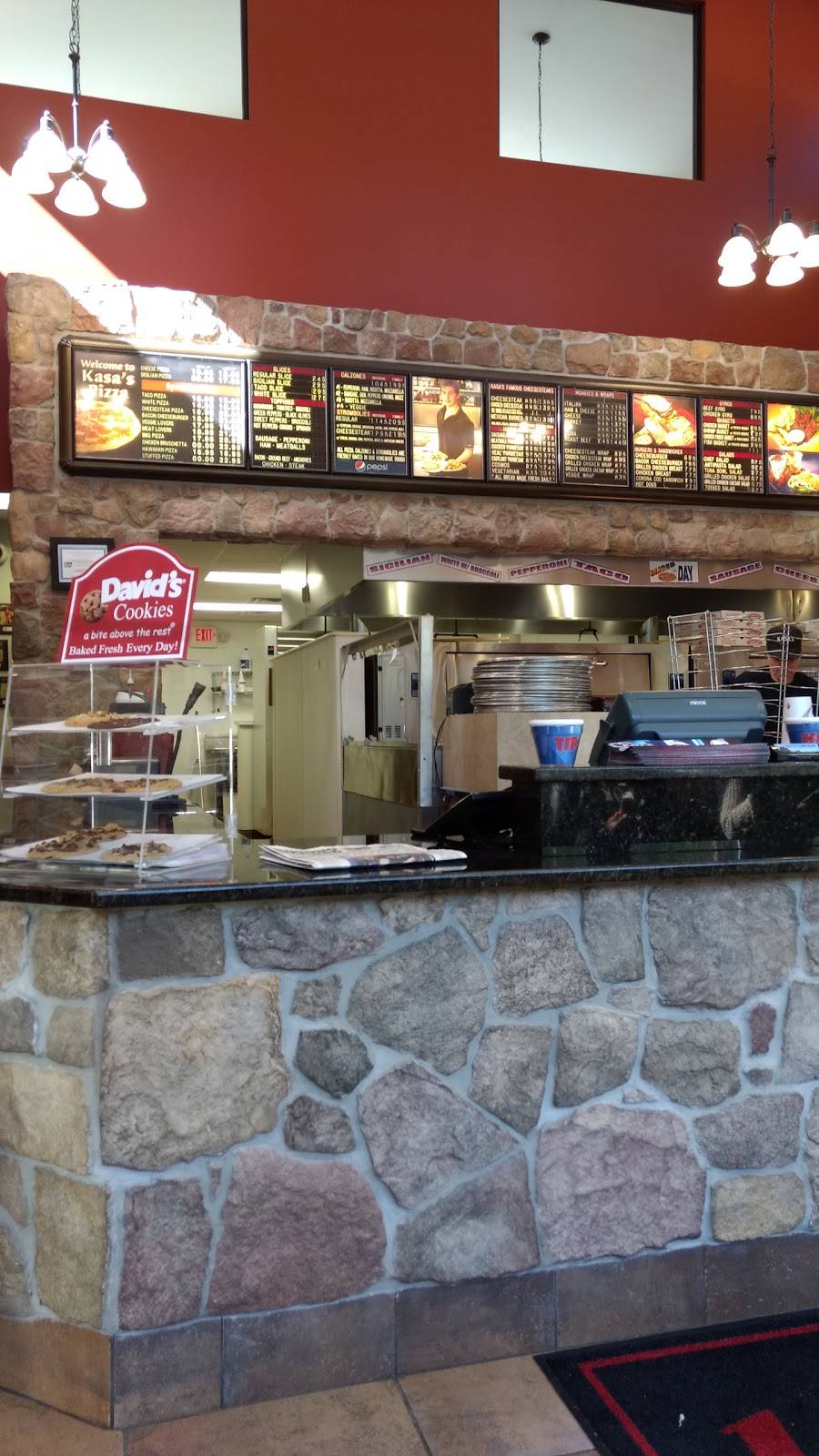 Kasas Pizza | restaurant | 6172 Paradise Valley Rd, Cresco, PA 18326, USA | 5708398634 OR +1 570-839-8634