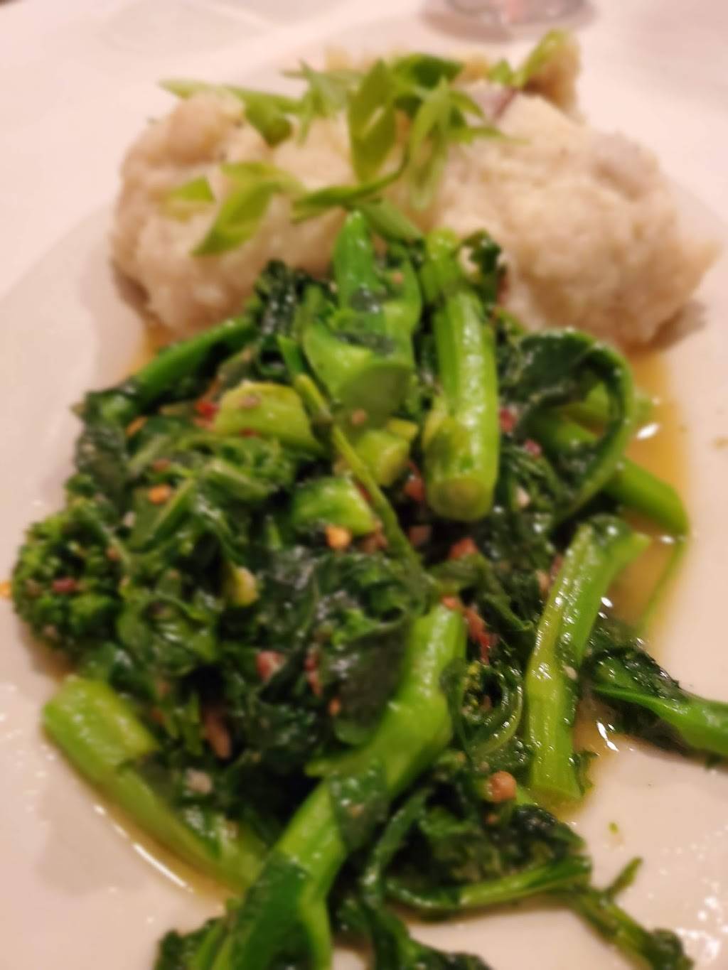 Iannuccilli restaurant | restaurant | 1791 Cranston St, Cranston, RI 02920, USA | 4018656820 OR +1 401-865-6820