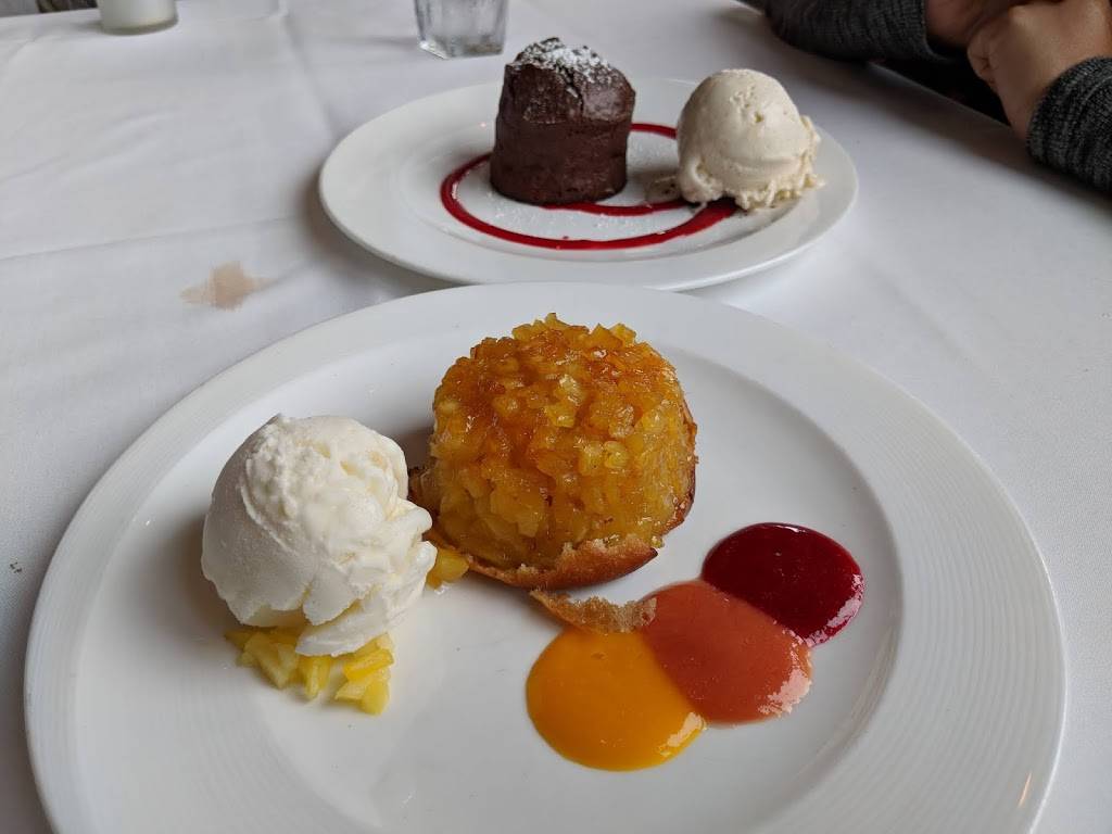 Roys Restaurant | restaurant | 8670 Genesee Ave, San Diego, CA 92122, USA | 8584551616 OR +1 858-455-1616