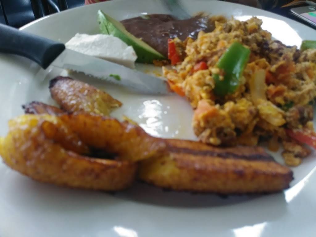 Pupuseria Emily | restaurant | 6824 Riggs Rd, Hyattsville, MD 20783, USA | 3016330767 OR +1 301-633-0767