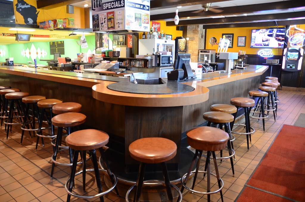 Black Earth Lanes | restaurant | 1031 Mills St, Black Earth, WI 53515, USA | 6087672382 OR +1 608-767-2382