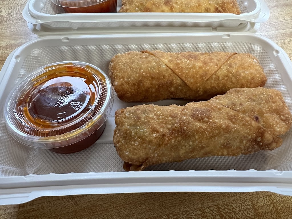 Lins Takeout Kitchen | meal takeaway | 156 Park St, Orono, ME 04473, USA | 2079512733 OR +1 207-951-2733