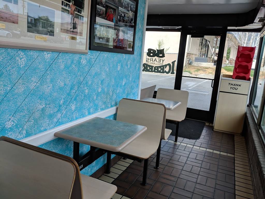 Ballards Iceberg Drive-in | restaurant | 673 E 12300 S, Draper, UT 84020, USA | 8015712453 OR +1 801-571-2453