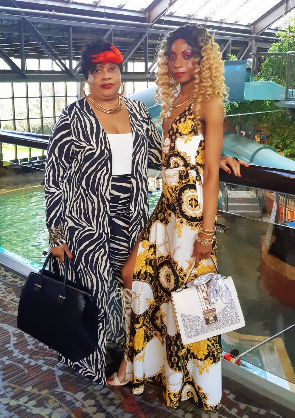 Whitesides Terrace Grille | restaurant | 2035 Kennedy Rd, Scarborough, ON M1T 3V3, Canada | 4162990562 OR +1 416-299-0562