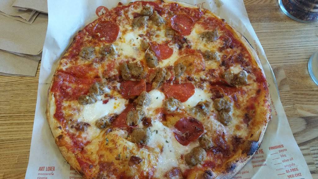 Blaze Pizza | meal takeaway | 13317 Shelbyville Rd, Louisville, KY 40223, USA | 5024969209 OR +1 502-496-9209