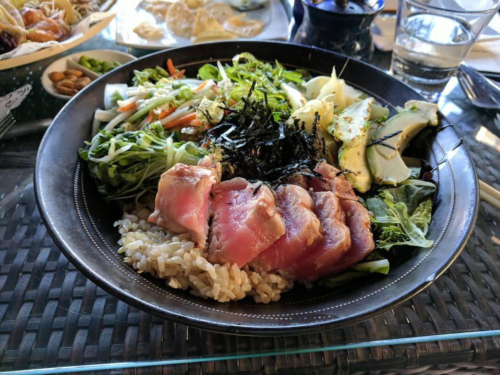 Pacific Catch | restaurant | 545 San Antonio Rd Suite 34, Mountain View, CA 94040, USA | 6509411810 OR +1 650-941-1810