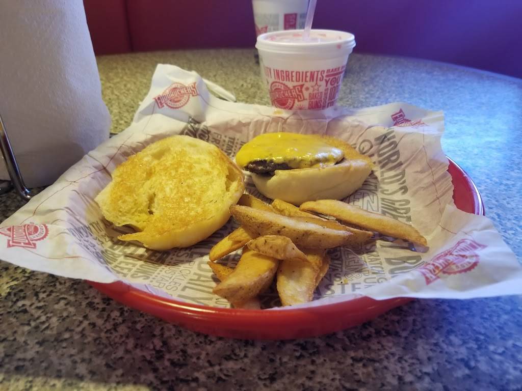 Fuddruckers | restaurant | 1147 Woodruff Rd, Greenville, SC 29607, USA | 8642347528 OR +1 864-234-7528