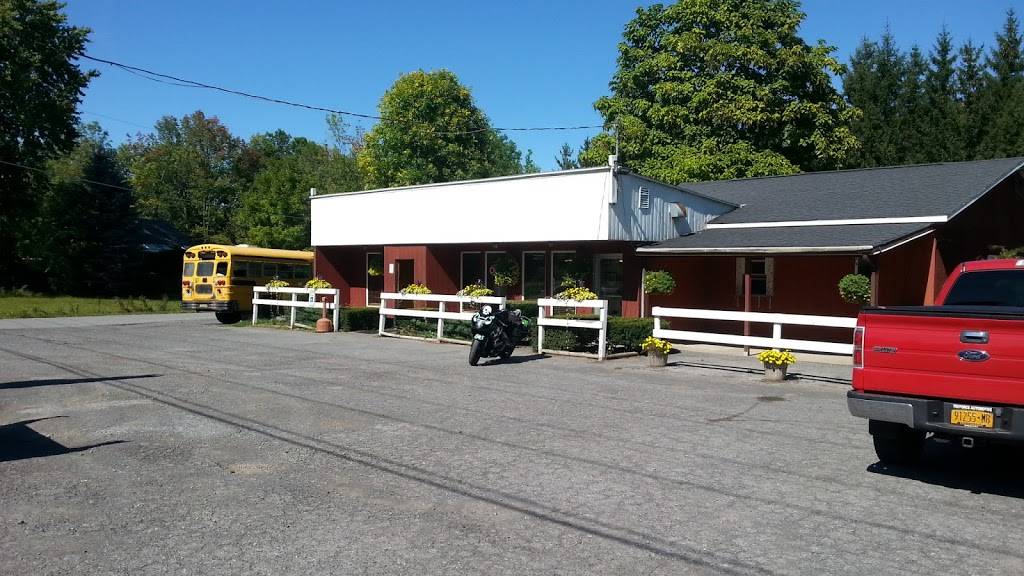 Debbies Diner | restaurant | 2597 NY-31, Canastota, NY 13032, USA | 3156977776 OR +1 315-697-7776