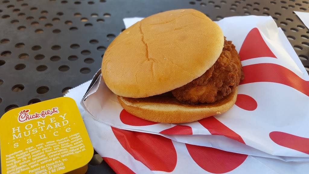 Chick-fil-A | restaurant | 21821 Hawthorne Blvd, Torrance, CA 90503, USA | 3105424636 OR +1 310-542-4636