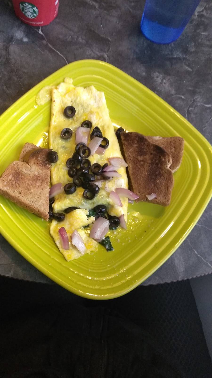 Cafe Olgun | restaurant | 11 W Liberty St SE, Girard, OH 44420, USA | 3305456015 OR +1 330-545-6015