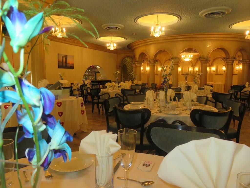 Thanasis Olympus Greek Restaurant | restaurant | 1204 Tecumseh Rd E, Windsor, ON N8W 1B6, Canada | 5199776650 OR +1 519-977-6650