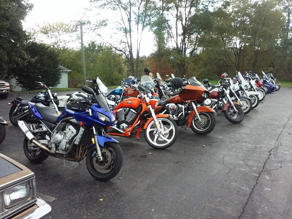 Six Packs Bar & Grill | restaurant | 3708 Ellwood Rd, New Castle, PA 16101, USA | 7249249724 OR +1 724-924-9724