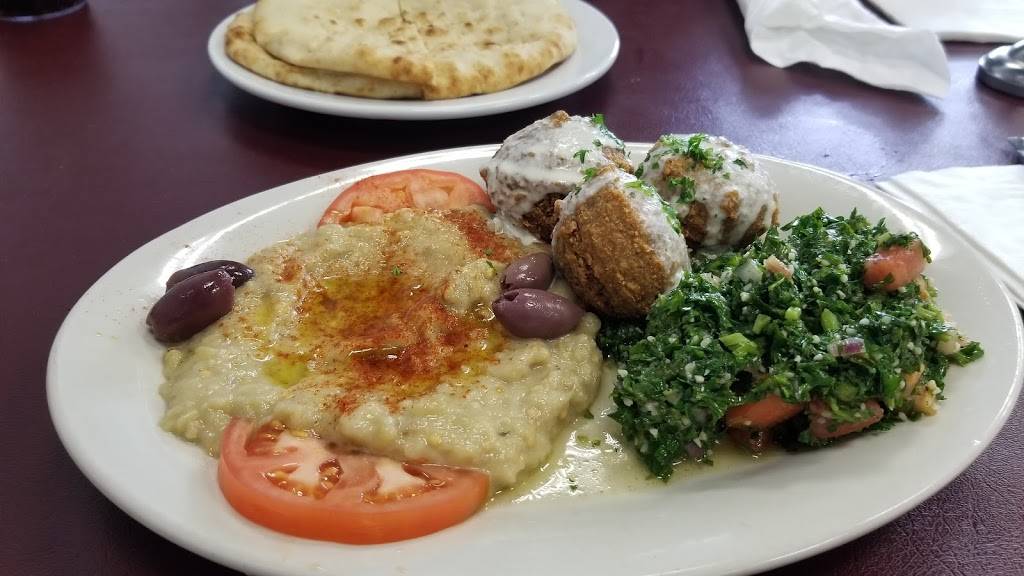 Grape Leaf Bistro | restaurant | 10574 US-15, Southern Pines, NC 28387, USA | 9102462468 OR +1 910-246-2468