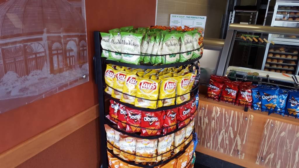 Subway Restaurants | restaurant | 1723 Soquel Ave, Santa Cruz, CA 95062, USA | 8314403140 OR +1 831-440-3140