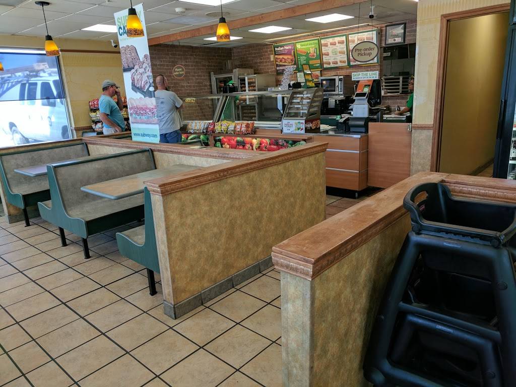 Subway Restaurants | restaurant | 301 East Blvd, Chesterfield, SC 29709, USA | 8436232522 OR +1 843-623-2522