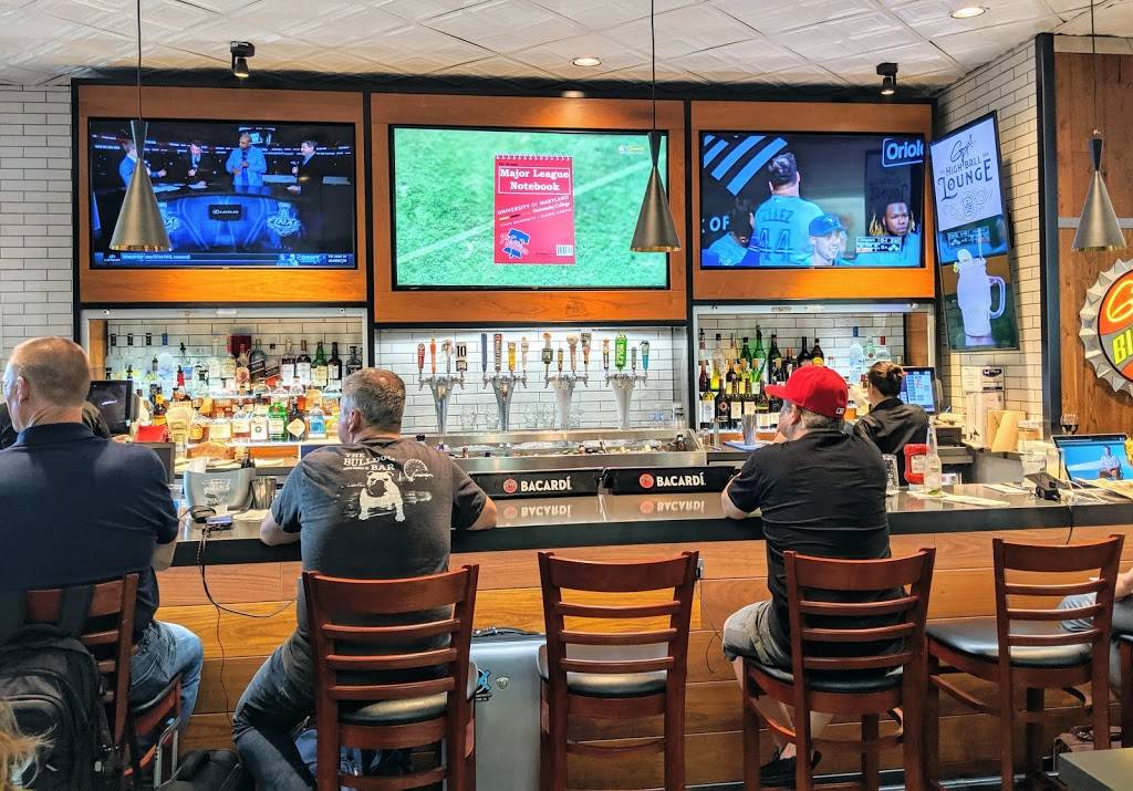 Guys Highball Lounge | restaurant | 2627 HOLLYWOOD WAY Terminal A, Gate A4, Burbank, CA 91505, USA | 8189721331 OR +1 818-972-1331