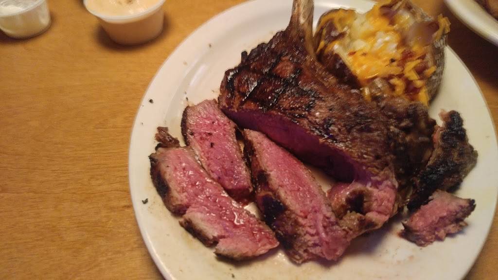 Texas Roadhouse | restaurant | 2367 Dave Lyle Blvd, Rock Hill, SC 29730, USA | 8039097427 OR +1 803-909-7427