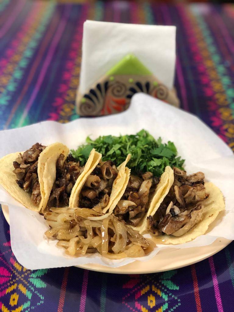 La Lupita Taco Restaurant | restaurant | 6622B Pinemont Dr, Houston, TX 77092, USA | 8324910018 OR +1 832-491-0018