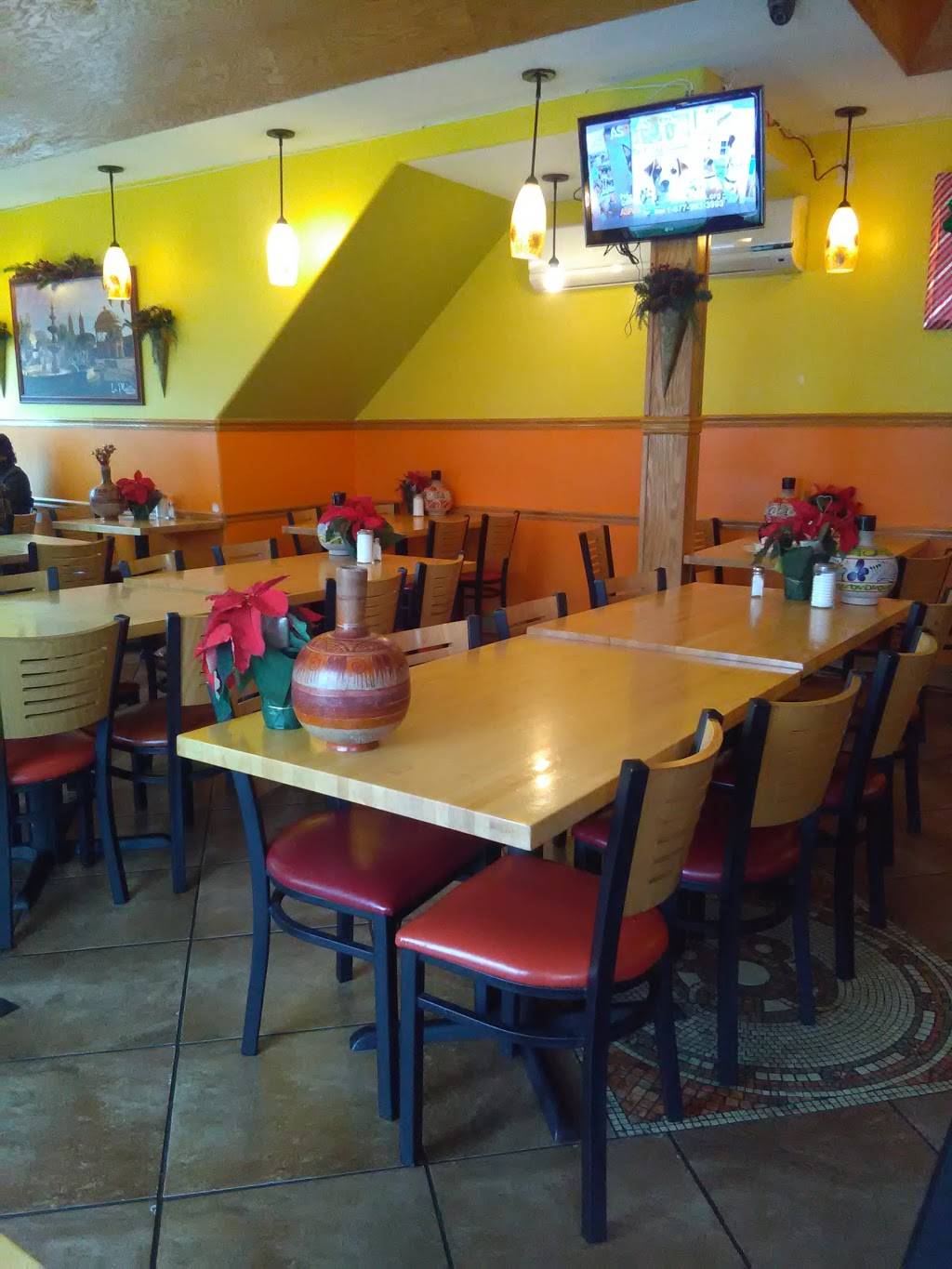 La Placita de Durango | restaurant | 2423 W 51st St, Chicago, IL 60632, USA | 7734343711 OR +1 773-434-3711