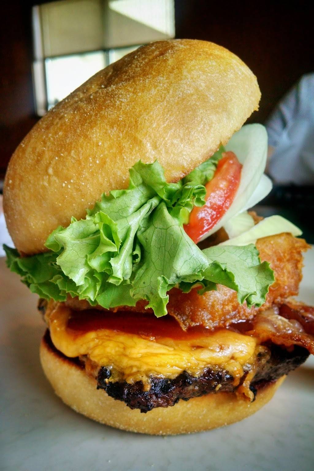 Tims Tavern | restaurant | 3323 Parkway St NW, Canton, OH 44708, USA | 3304556306 OR +1 330-455-6306