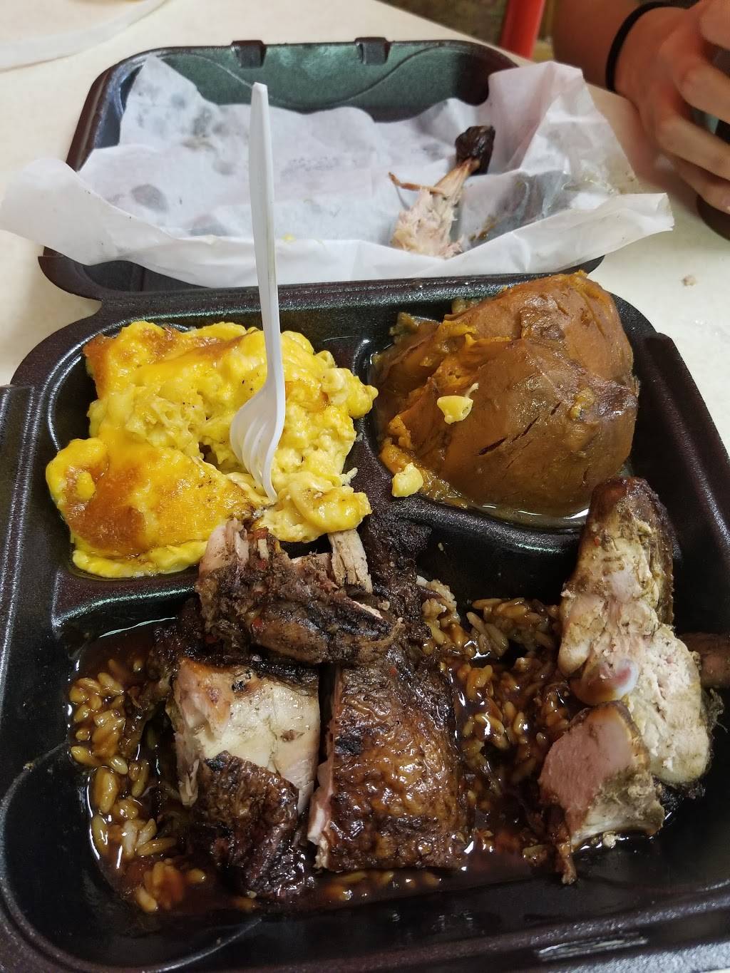 R&R Caribbean Jerk | restaurant | 3927 Main St, East Chicago, IN 46312, USA | 2193540403 OR +1 219-354-0403