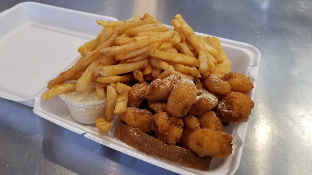 Hook Fish & Chicken | restaurant | 5711 Xerxes Ave N, Minneapolis, MN 55430, USA | 7635612121 OR +1 763-561-2121