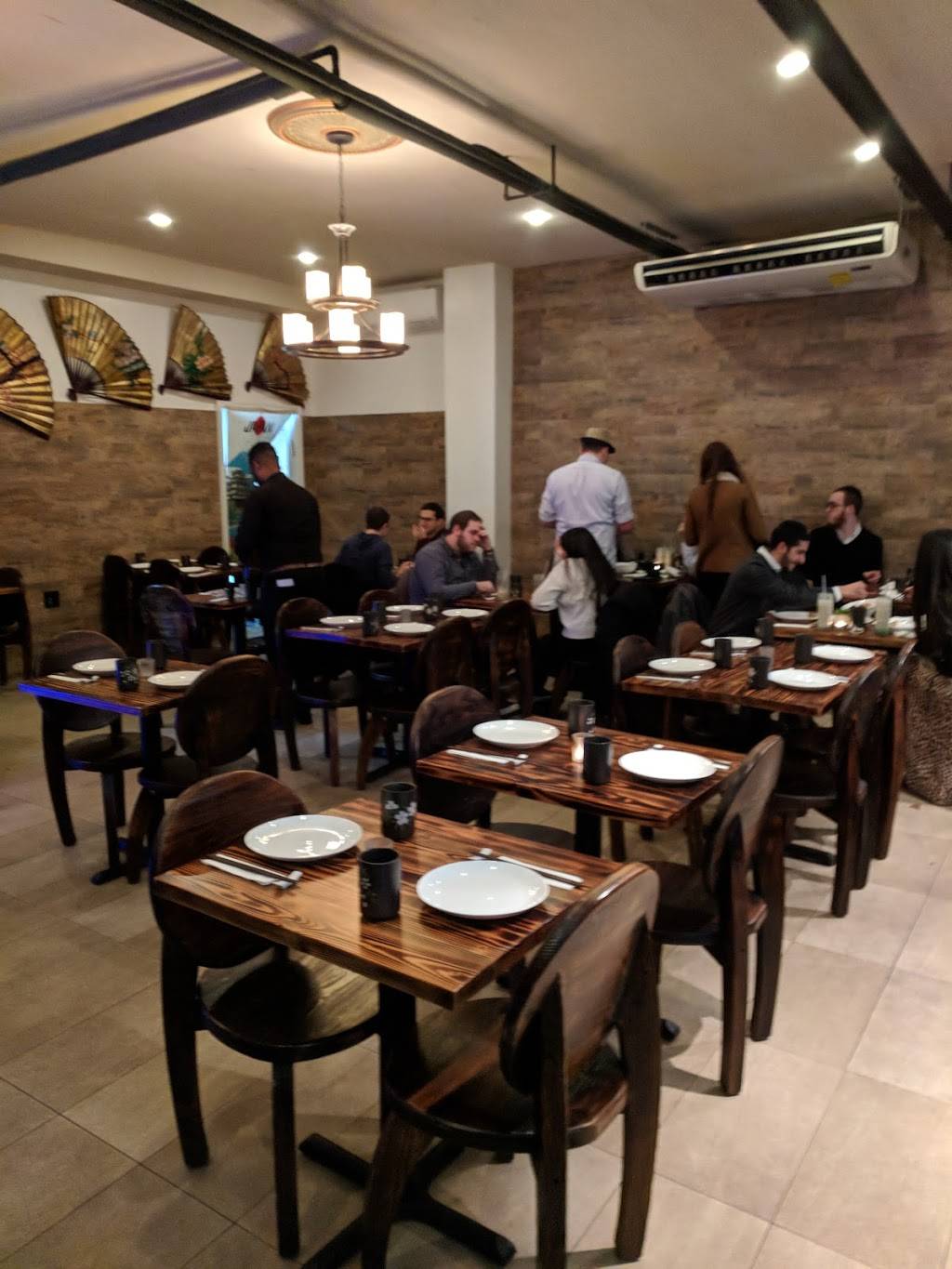 Phomen Noodles restaurant | restaurant | 411 Troy Ave, Brooklyn, NY 11213, USA | 7186971947 OR +1 718-697-1947