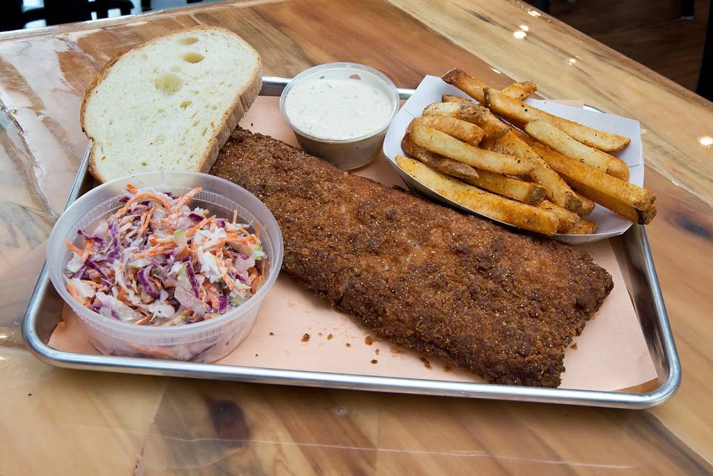 Falcon Eddys Barbeque | restaurant | 825 Church St, Evanston, IL 60201, USA | 8478596991 OR +1 847-859-6991