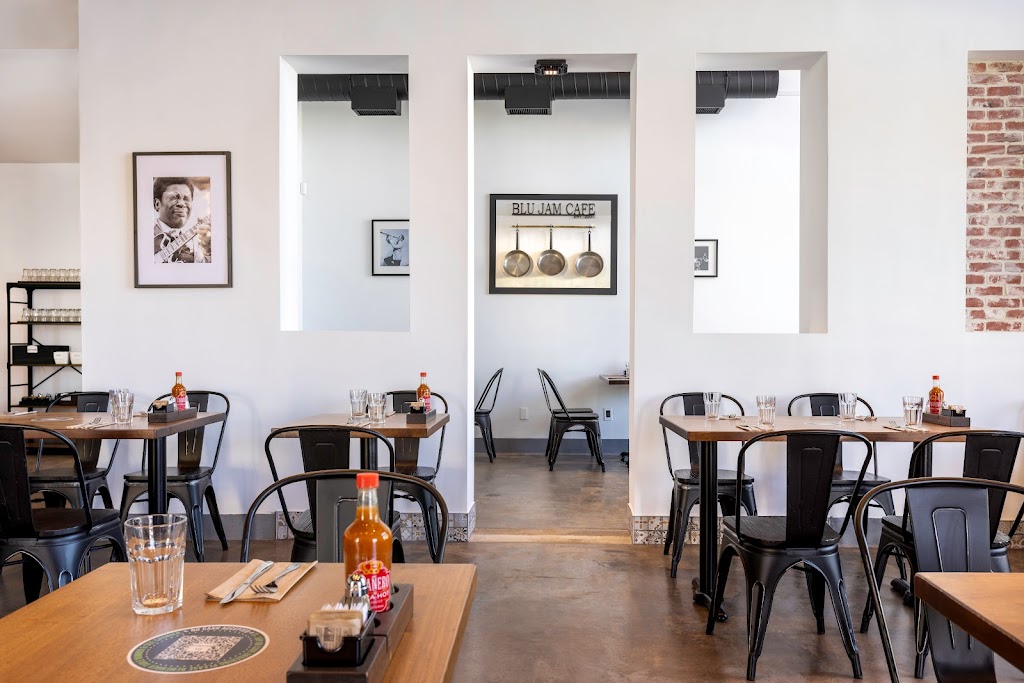 Blu Jam Cafe | restaurant | 3224 Glendale Blvd, Los Angeles, CA 90039, USA | 2132701107 OR +1 213-270-1107