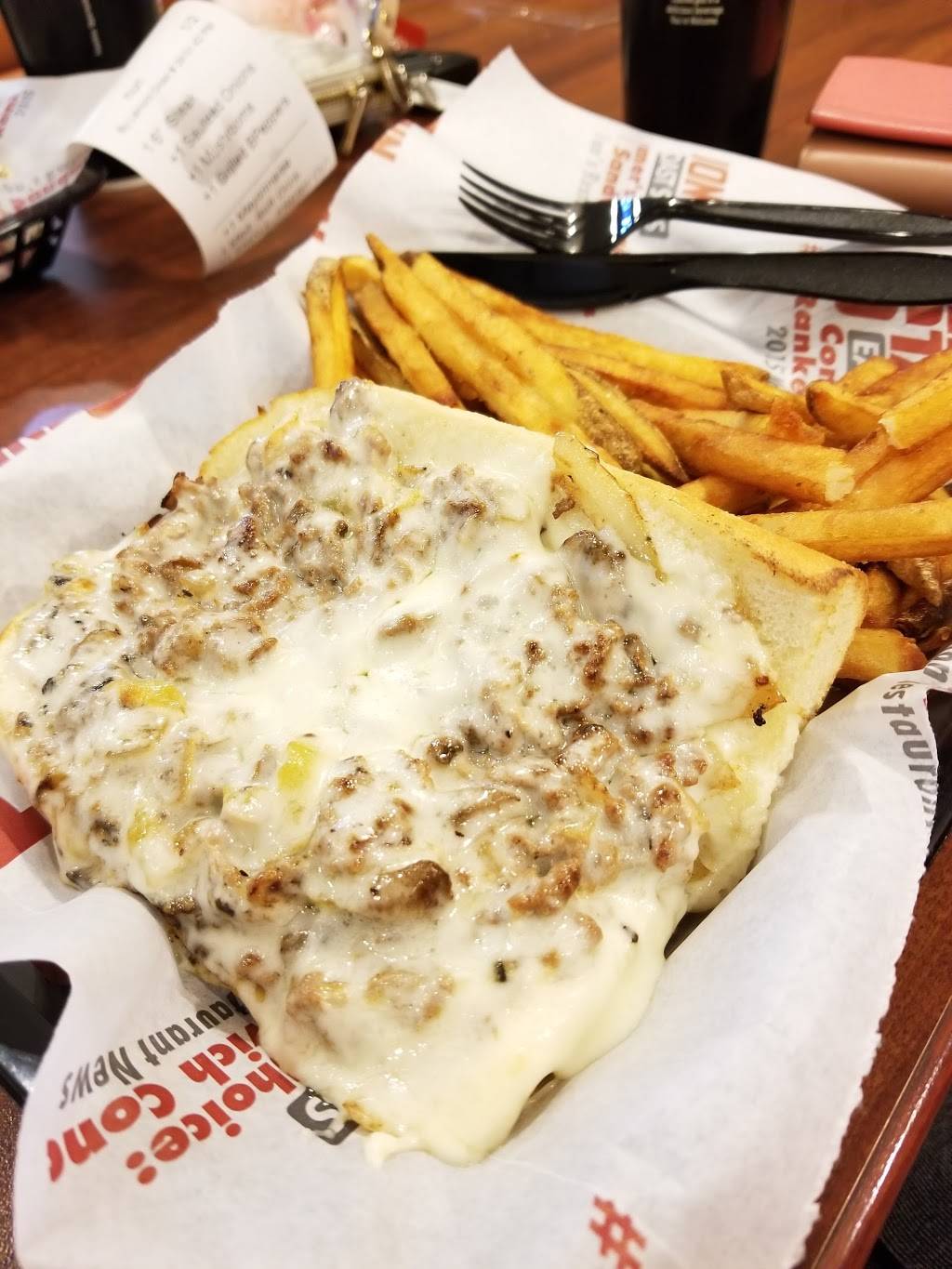 Penn Station East Coast Subs | restaurant | 7158 Carpenter Rd, Skokie, IL 60077, USA | 2245347430 OR +1 224-534-7430