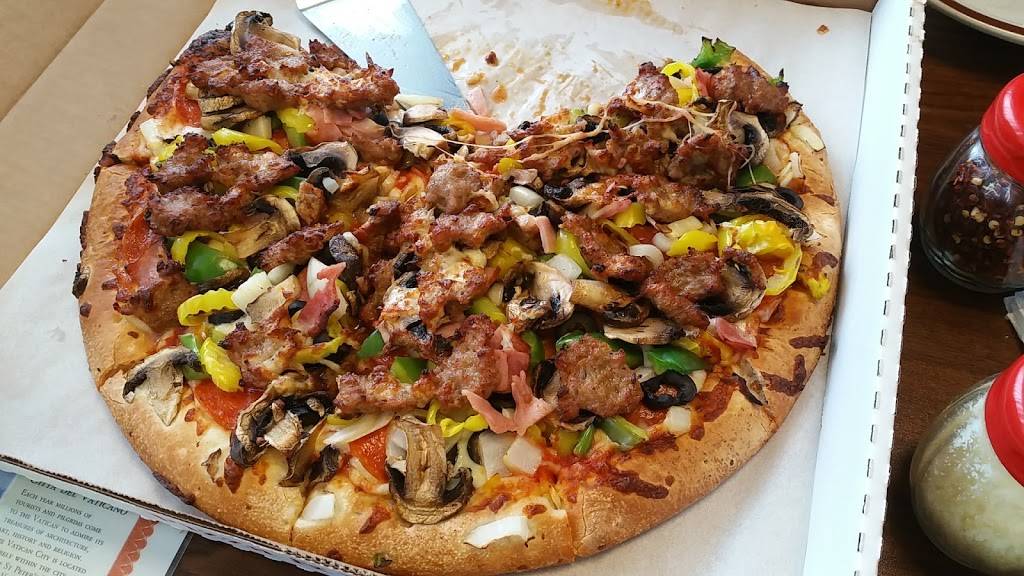 Fratellos Pizza | restaurant | 7021 W 130th St, Parma Heights, OH 44130, USA | 4408880011 OR +1 440-888-0011