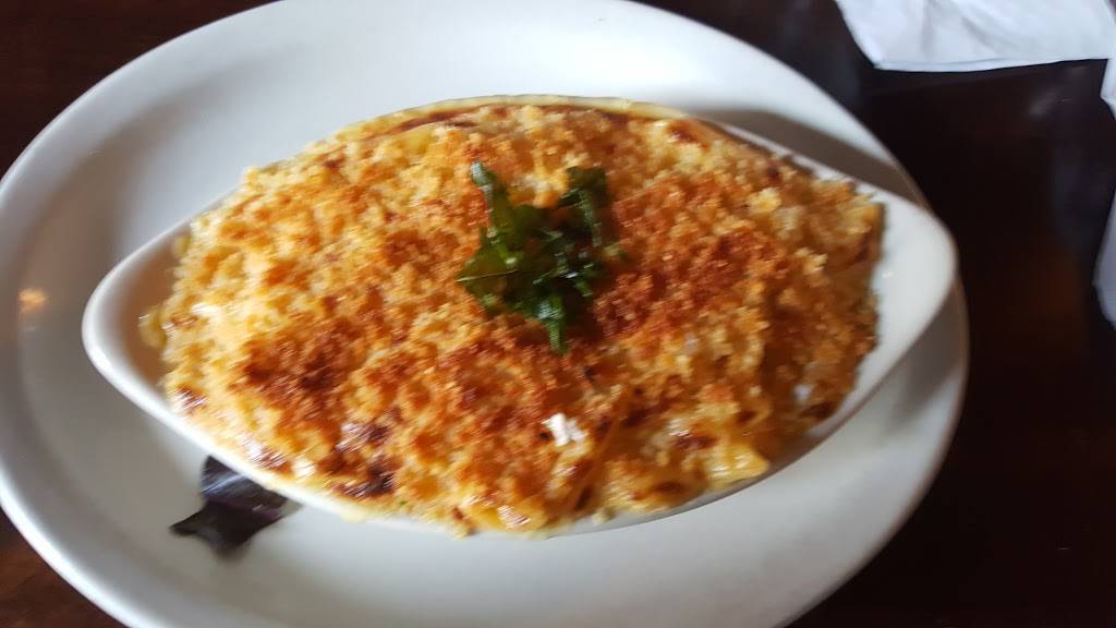 Elis Food & Cocktails | restaurant | 1225 Hennepin Ave, Minneapolis, MN 55403, USA | 6123329997 OR +1 612-332-9997