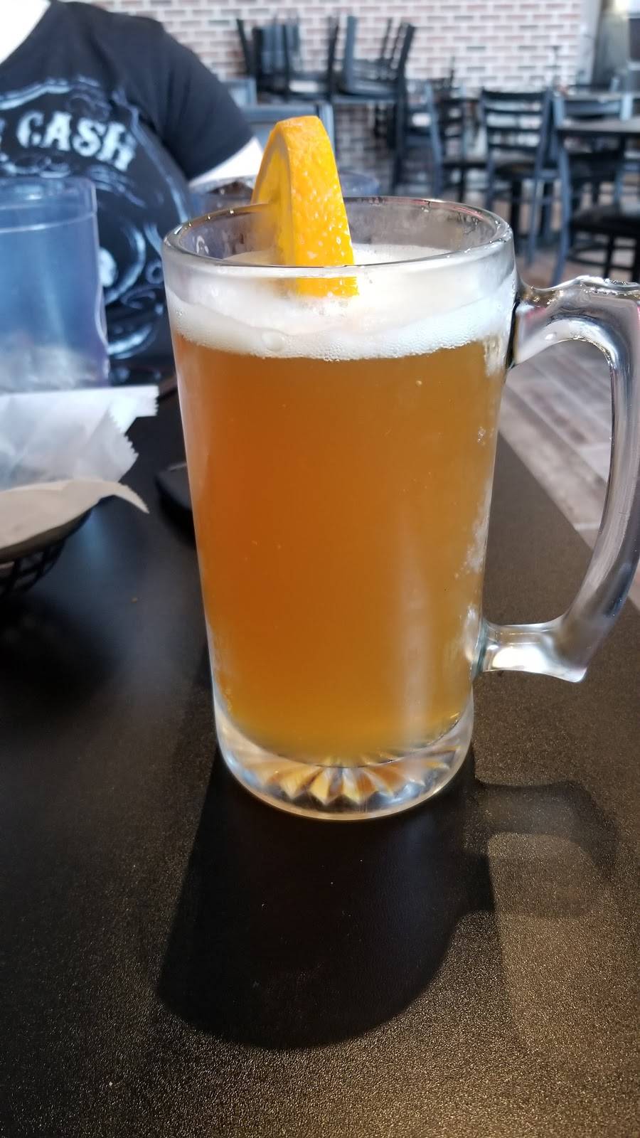 Crawfords Pizza & Pub | restaurant | 535 S Wood St, Maroa, IL 61756, USA | 2177942700 OR +1 217-794-2700