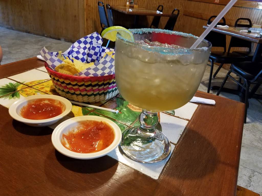 Tequila Mexican Restaurant | restaurant | 2641 Muegge Rd, St Charles, MO 63303, USA | 6369260835 OR +1 636-926-0835